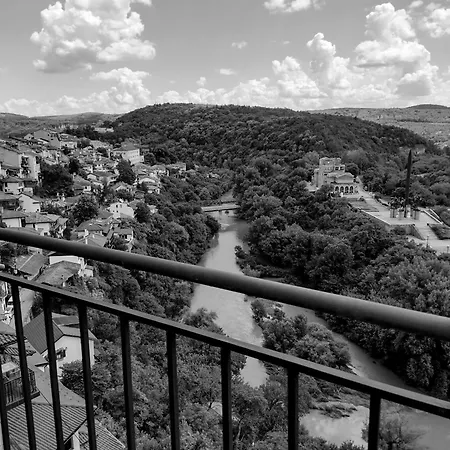 Art Studio Turnovo Apartment